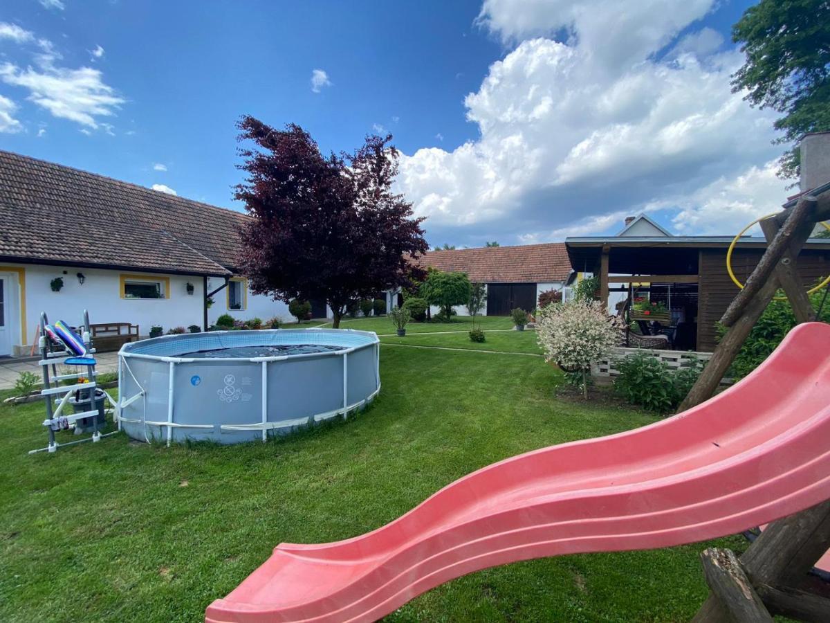 Apartman Beniskovec, Suchdol Nad Luznici Exterior photo